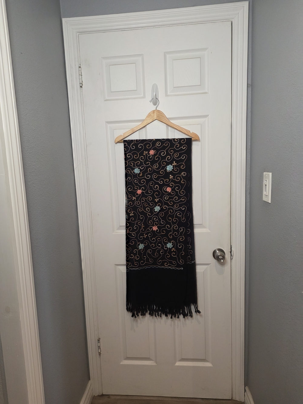 Black Embroidered Floral Scarf Wrap - Picture 2 of 7